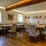Weinhaus Nigl - Hotel, Restaurant Und 4* Senftenberg