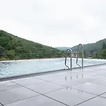 Weinhaus Nigl - Hotel, Restaurant Und Bed & Breakfast Senftenberg