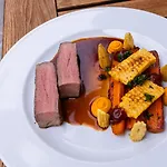 Weinhaus Nigl - Hotel, Restaurant Und Bed & Breakfast 4*