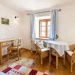 Weinhaus Nigl - Hotel, Restaurant Und Bed & Breakfast Senftenberg