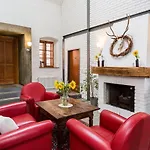 Weinhaus Nigl - Hotel, Restaurant Und Bed & Breakfast