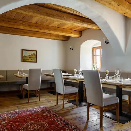 Weinhaus Nigl - Hotel, Restaurant Und סנפטנברג