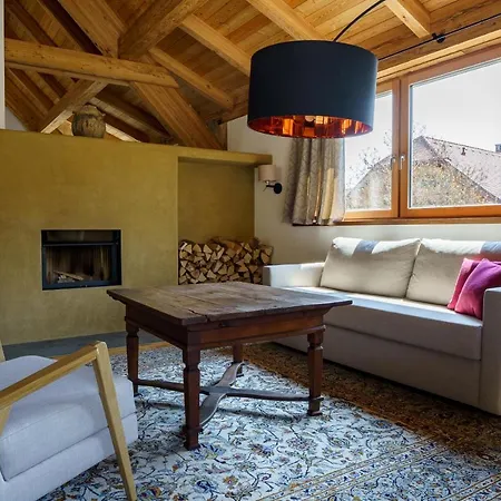 Weinhaus Nigl - Hotel, Restaurant Und Couette-café