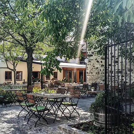 Weinhaus Nigl Frühstückspension 4*