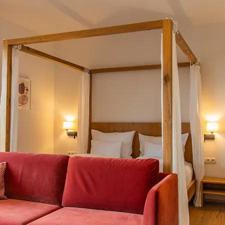 Weinhaus Nigl - Hotel, Restaurant Und *
