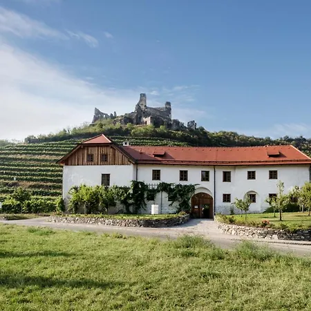 לינה וארוחת בוקר Weinhaus Nigl - Hotel, Restaurant Und *