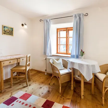 Weinhaus Nigl Frühstückspension Senftenberg