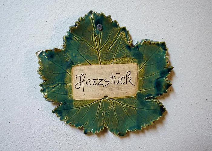 Weinhaus Nigl - Hotel, Restaurant Und Bed & Breakfast