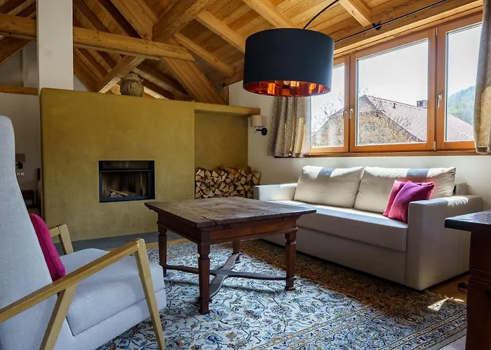 Weinhaus Nigl - Hotel, Restaurant Und Bed and breakfast