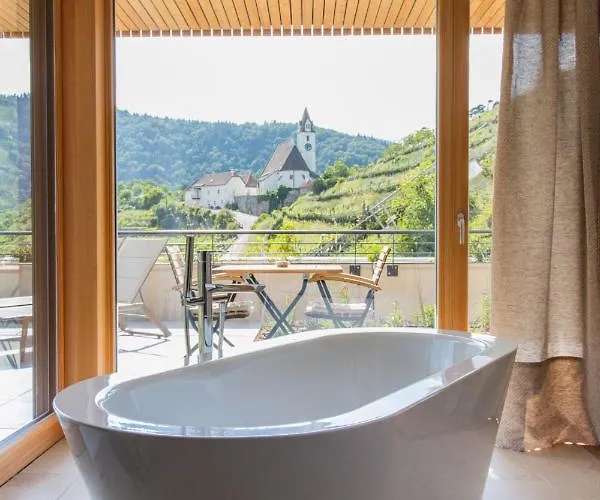 Weinhaus Nigl - Hotel, Restaurant Und Bed & Breakfast