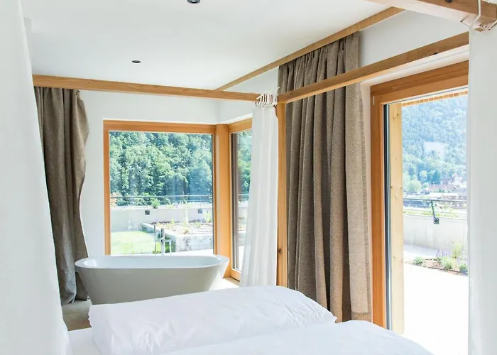 Weinhaus Nigl - Hotel, Restaurant Und Bed & Breakfast