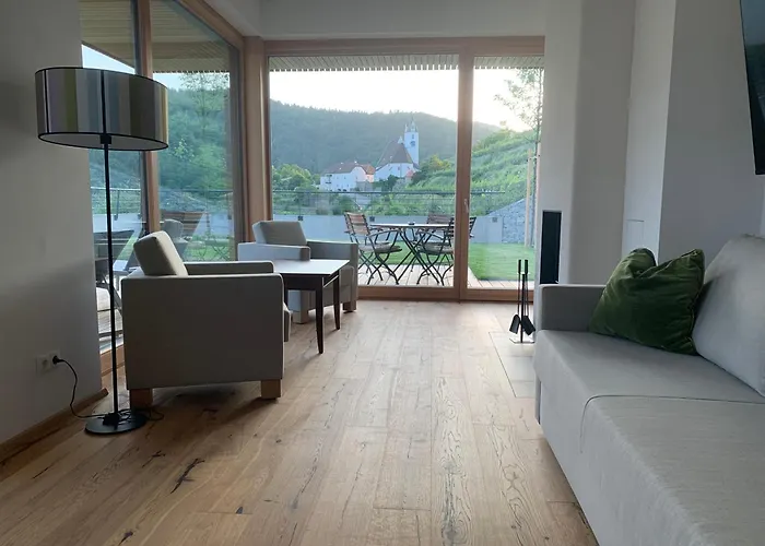 Weinhaus Nigl - Hotel, Restaurant Und Bed & Breakfast