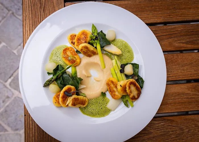 Weinhaus Nigl - Hotel, Restaurant Und 4* Senftenberg